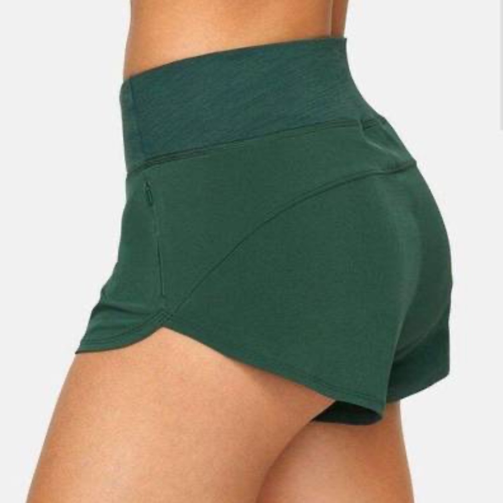 Outdoor Voices Hudson Short 2.5” - Green - Size M